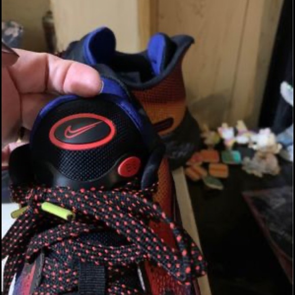 Nike Air Zoom BB size 8.5 - Picture 4 of 5